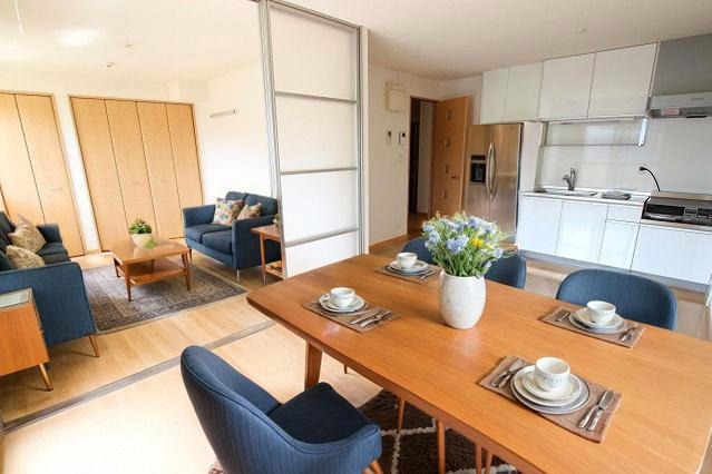 居室・リビング　ＣＧで家具等を配置したもので家具等は含まれません。