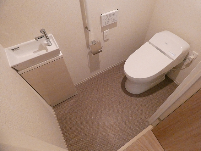 トイレ　トイレ