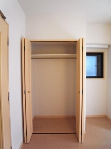 収納　（別タイプ参考写真）パークウェル千駄木駅前　文京区千駄木3