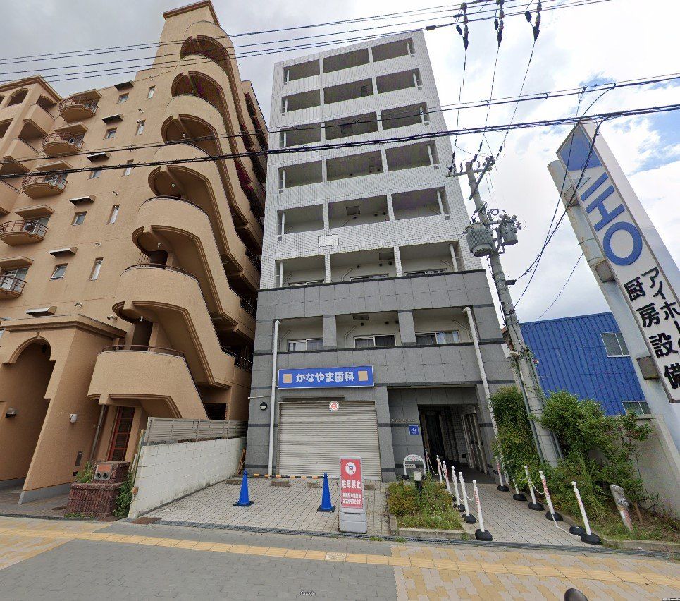 エントランス　外観