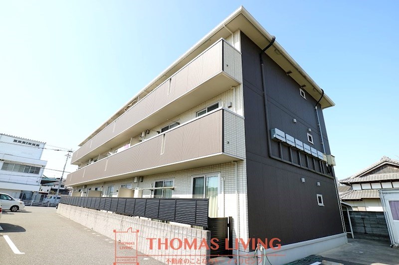 建物外観　粕屋町でのお部屋探しは、トーマスリビング粕屋店へご相談下さい