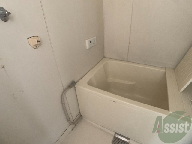 バス・シャワールーム　１人暮らしにはピッタリのサイズ感ですね！