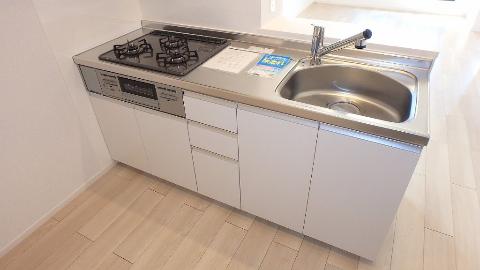 キッチン　３口システムガスキッチン♪