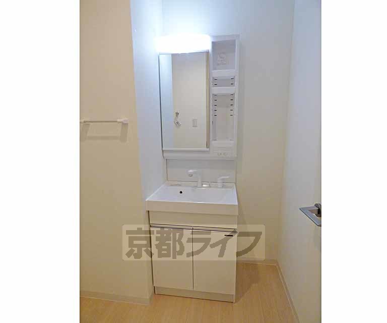 洗面設備　洗面台です。