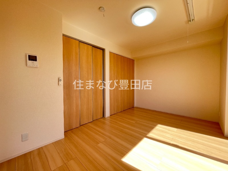 居室・リビング　別部屋写真