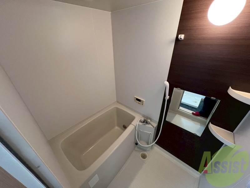 バス・シャワールーム　浴槽も広いので、日々の疲れた体も癒せます。