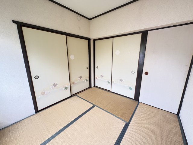 その他部屋・スペース　落ち着いて過ごせるお部屋なので、寝室にいかがでしょうか