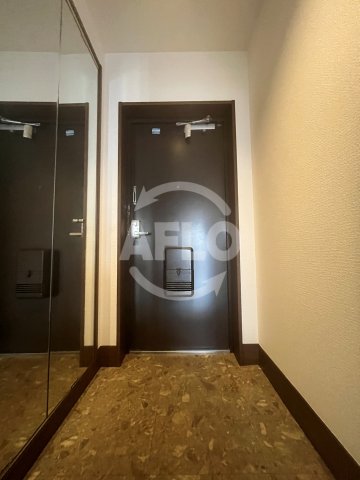 玄関　マンシオン・タイラ　玄関