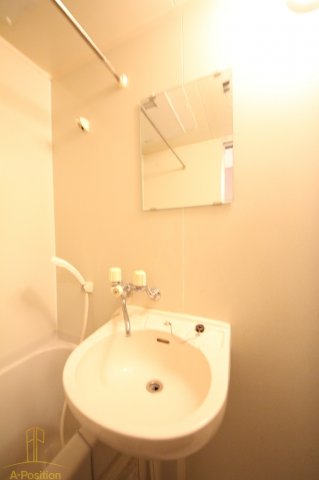 洗面設備　ロイヤル天満橋