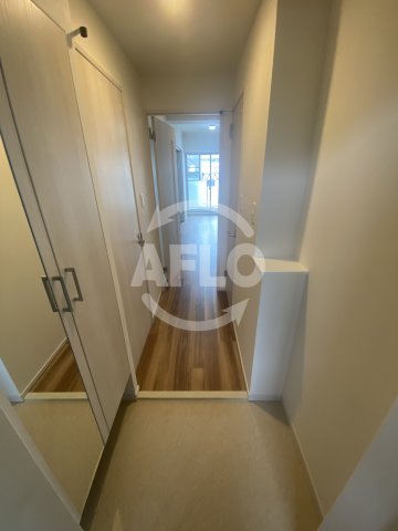 玄関　スプランディッド天王寺III　玄関