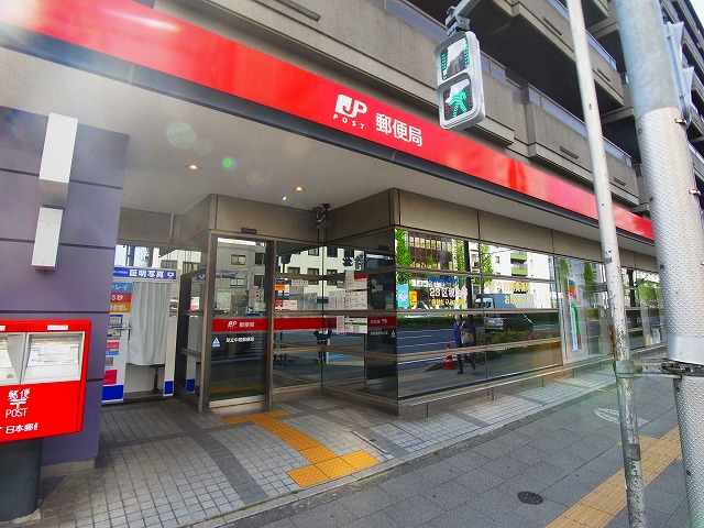 郵便局　足立仲町郵便局（郵便局）まで521m