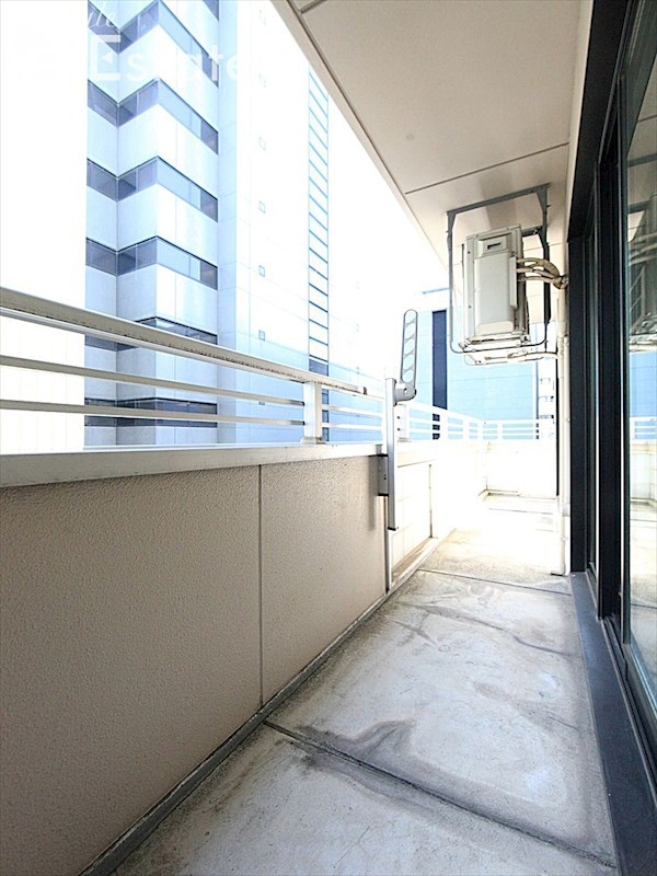 バルコニー　バルコニー