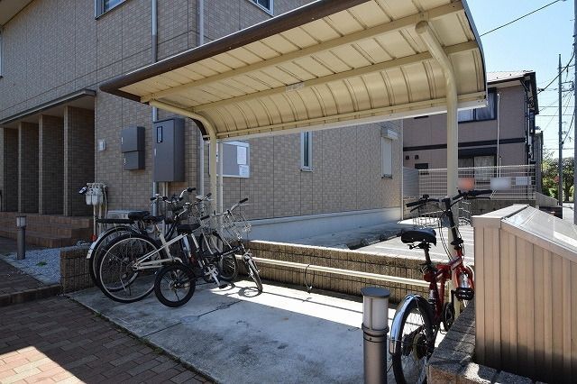 その他共有部分　★ルーフ付きの駐輪場です★