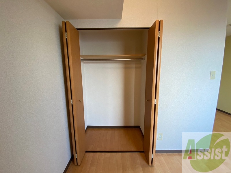 収納　クローゼットがありました。お洋服や荷物はここへ