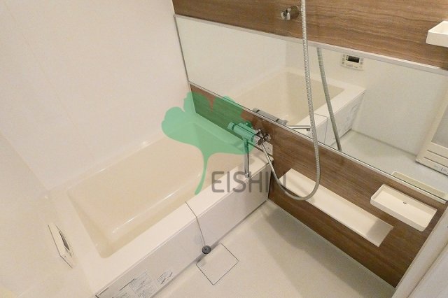 バス・シャワールーム　清潔感のある浴室です！