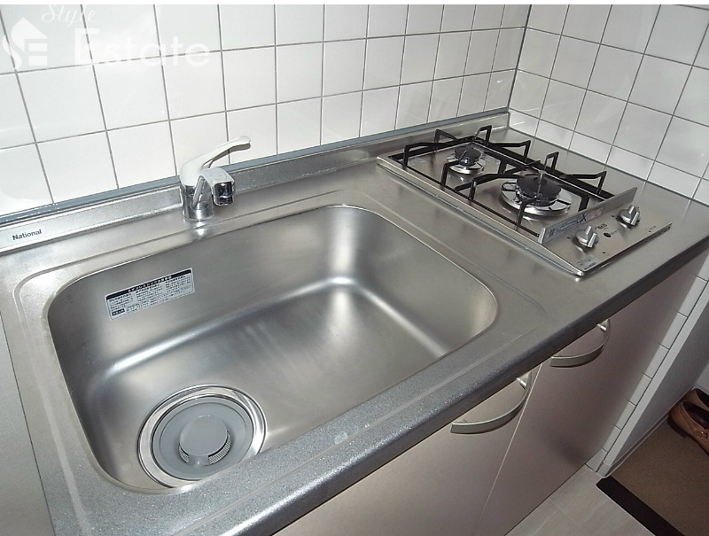 キッチン　システムキッチン（ガス2口コンロ）