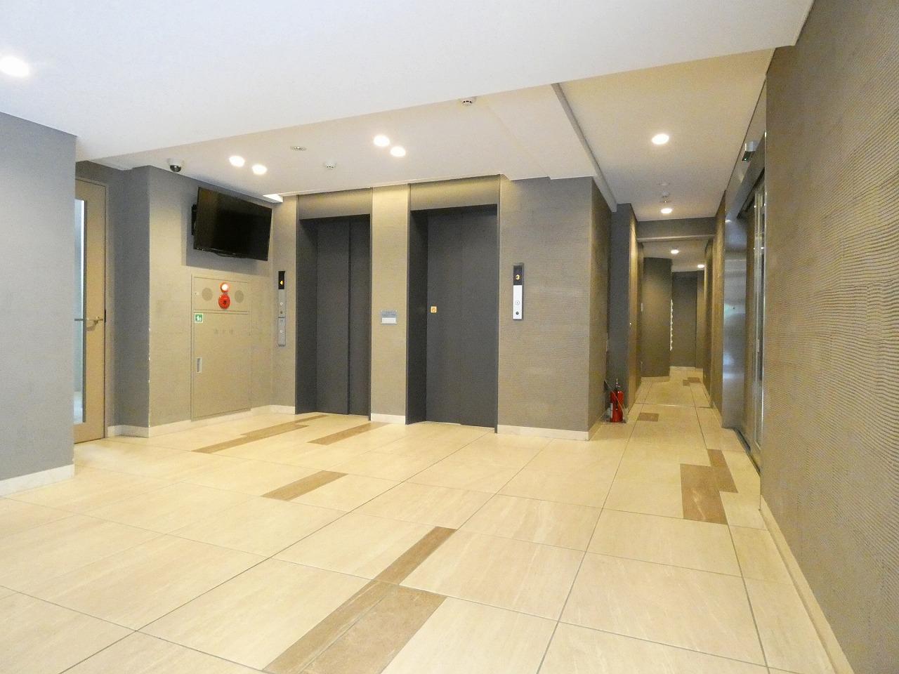 ロビー　ロビー