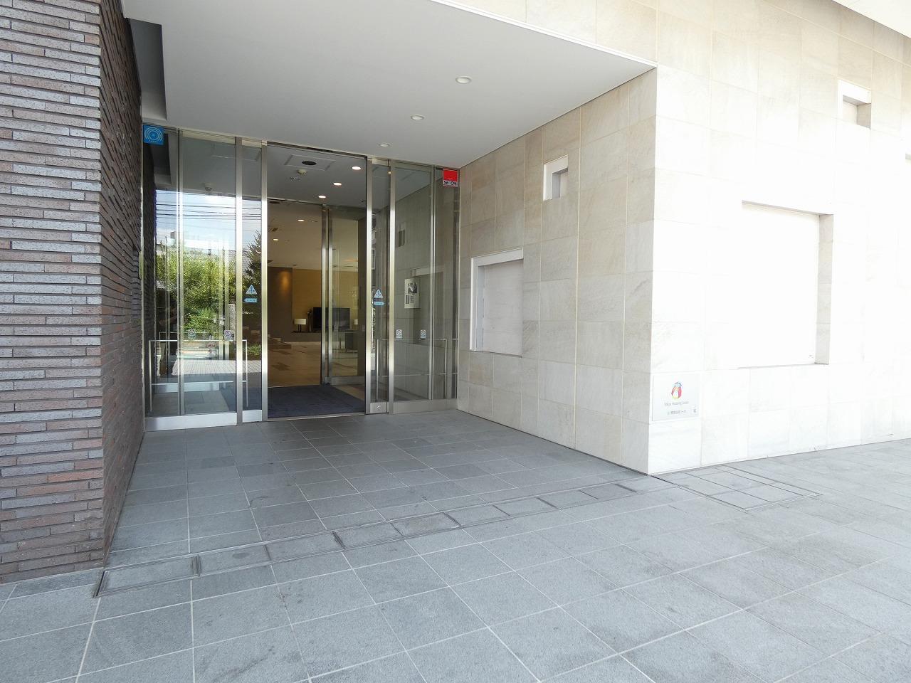 エントランス　エントランス