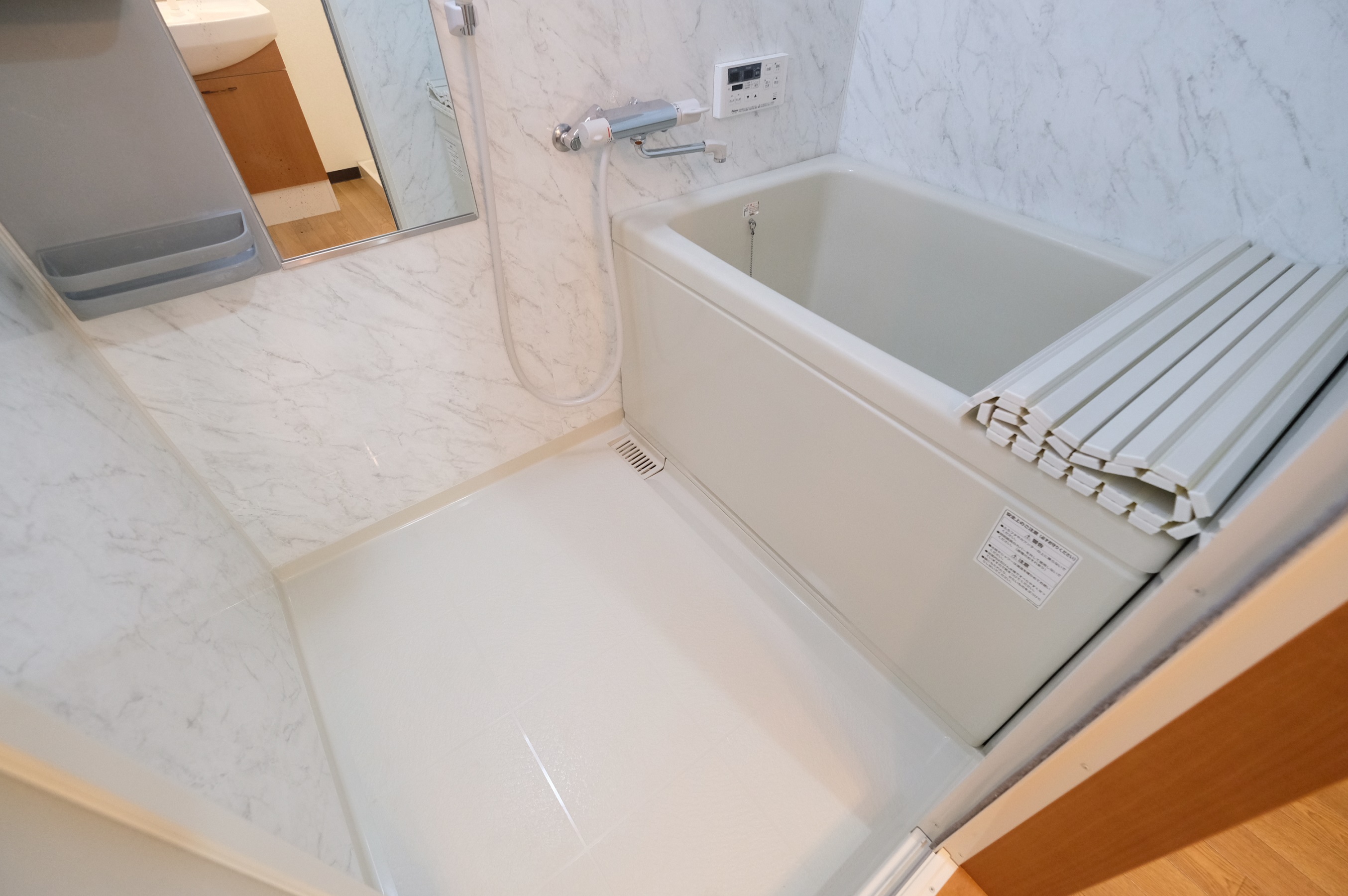 バス・シャワールーム　写真は別室です