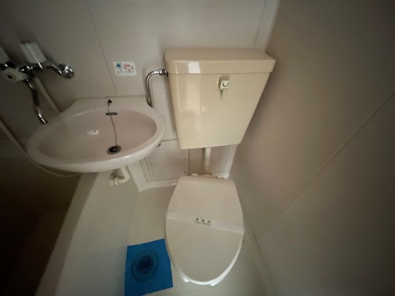 トイレ　※別部屋の写真です