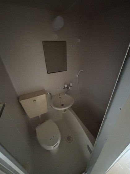 洗面設備　※別部屋の写真です