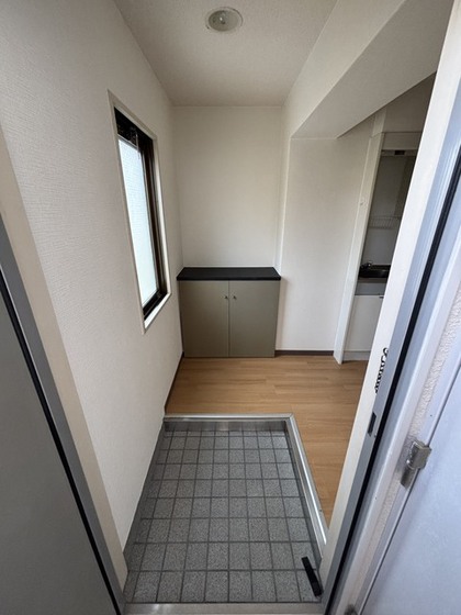 玄関　※別部屋の写真です