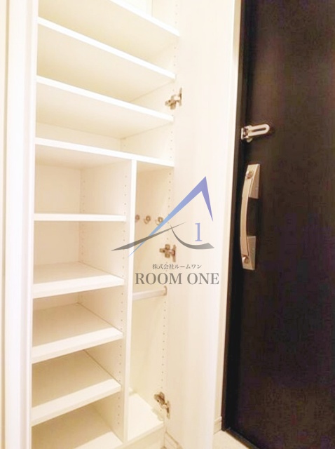 玄関　玄関です。