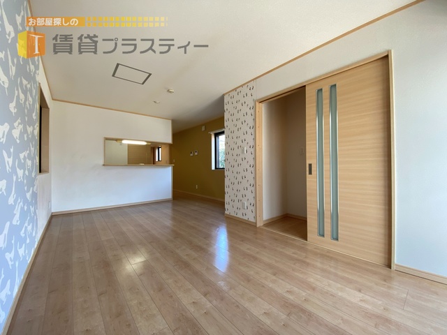 居室・リビング　開放感あふれるリビングです。