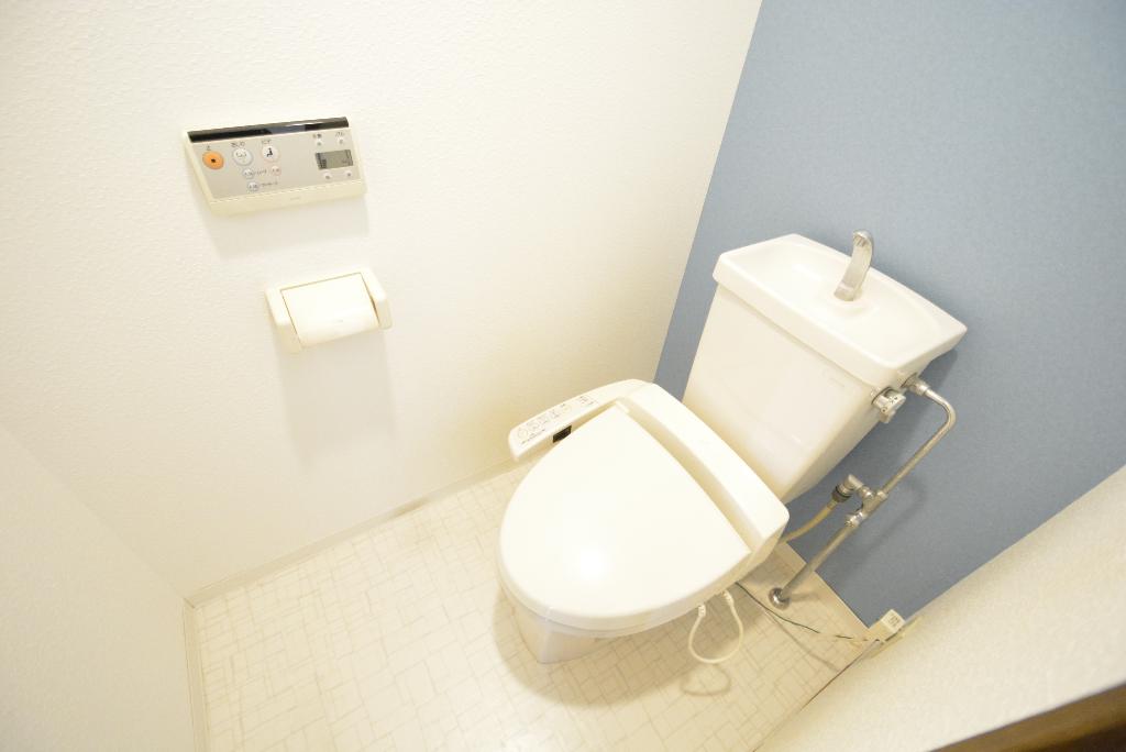 トイレ　シャワー付トイレ