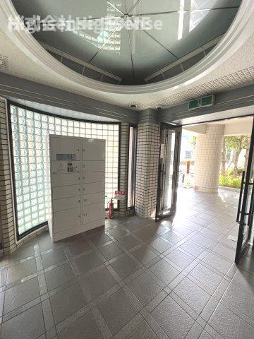 ロビー　建物の内部です