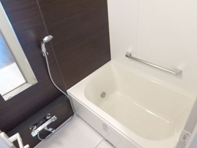 バス・シャワールーム　浴室