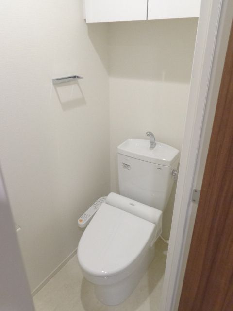 トイレ　ウォシュレット完備