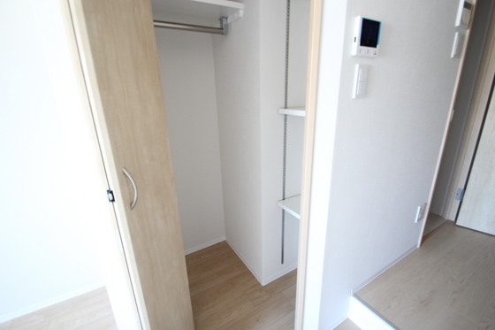 収納　※別部屋の写真です