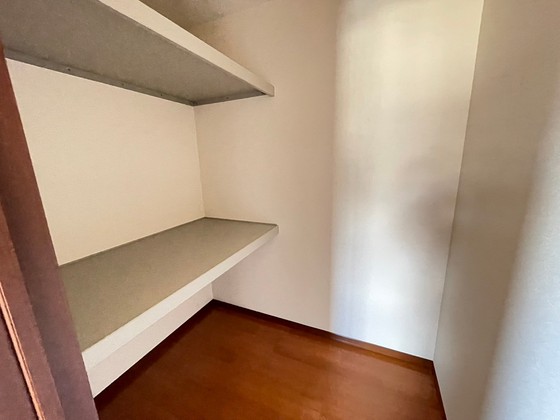 収納　※別部屋の写真です