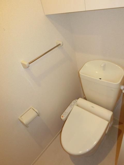 トイレ　※別号室参考写真です