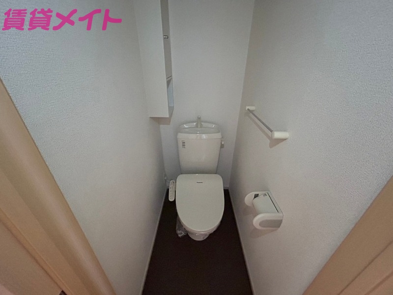 トイレ　同型タイプ画像