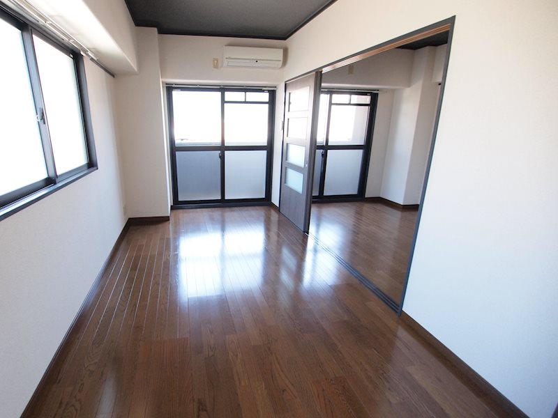 その他　角部屋で開放感があります