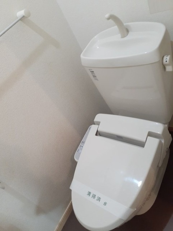 トイレ　図面と現状に相違がある場合には現状を優先