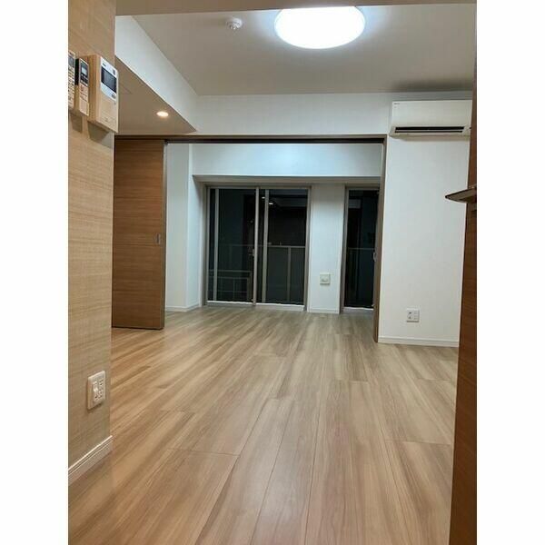 居室・リビング　☆明るい居室☆