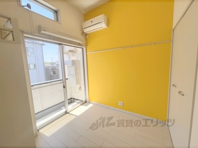 居室・リビング　洋室