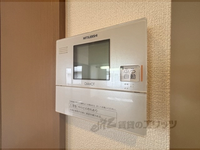 その他設備　給湯器リモコン