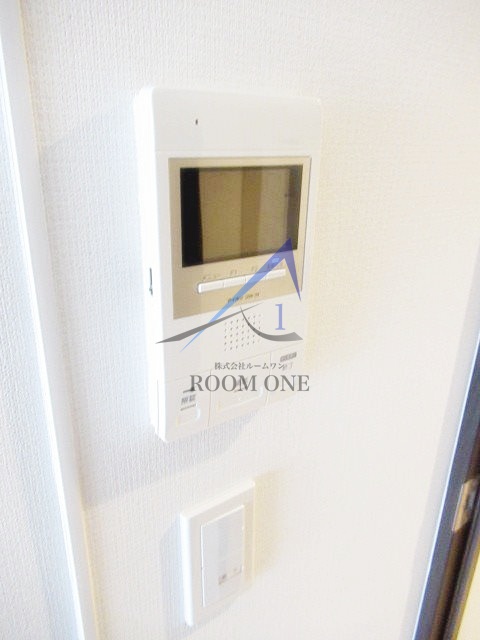 セキュリティ　モニター付きインターホンです。