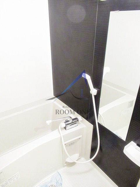 バス・シャワールーム　お風呂です。