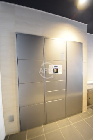 その他共有部分　プレサンスNEO心斎橋　宅配ボックス