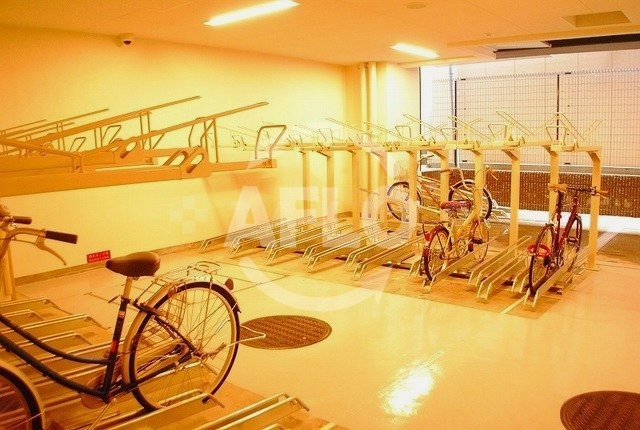 その他共有部分　プレサンスNEO心斎橋　駐輪場