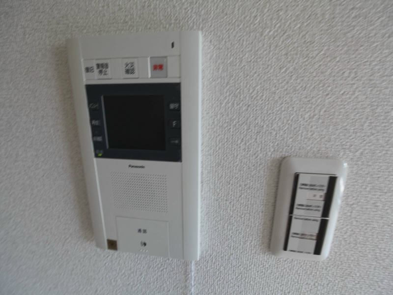 セキュリティ　TVモニター付インターホン