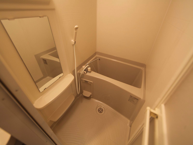 バス・シャワールーム　浴室暖房乾燥機付　24時間換気機能付バスルーム