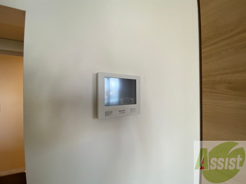 セキュリティ　インターホンで来客確認ができます。安心ですね。