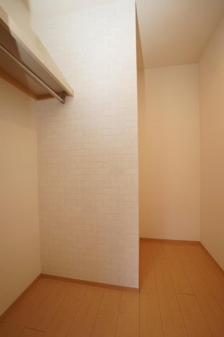 収納　ウォークインクローゼット