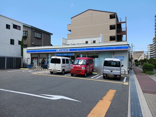 コンビニ　ローソン南住吉2丁目店（コンビニ）まで30m